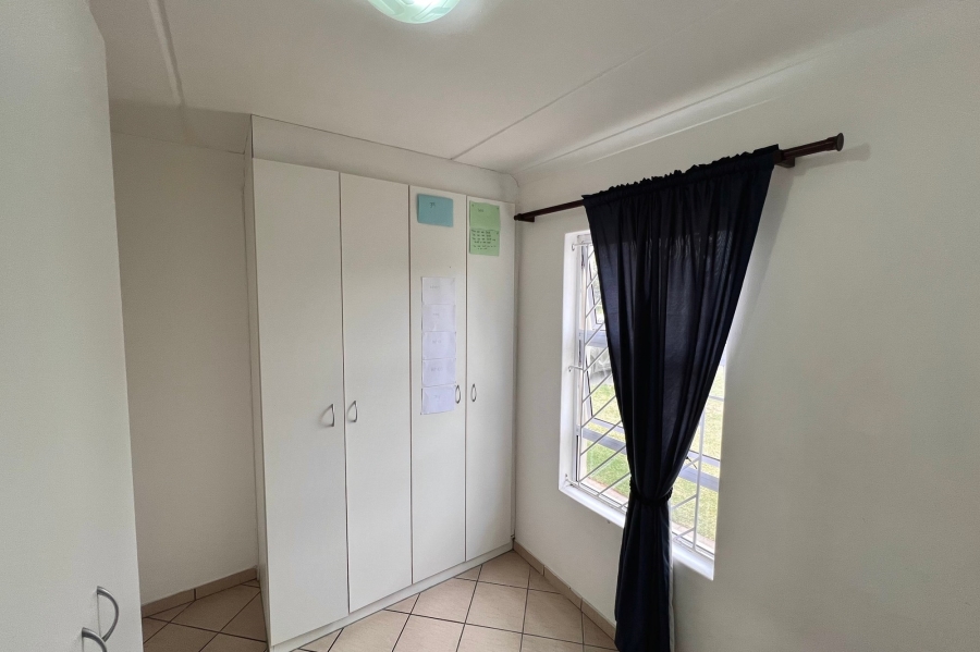 2 Bedroom Property for Sale in Buh Rein Estate Western Cape